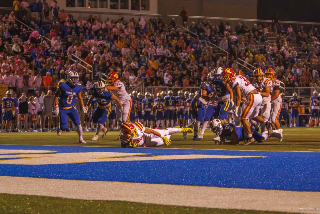 WNvsBataviaFootball-16