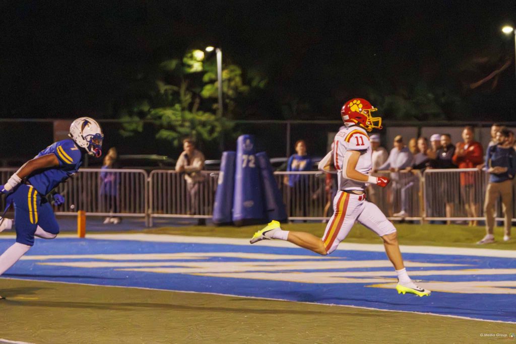 WNvsBataviaFootball-26