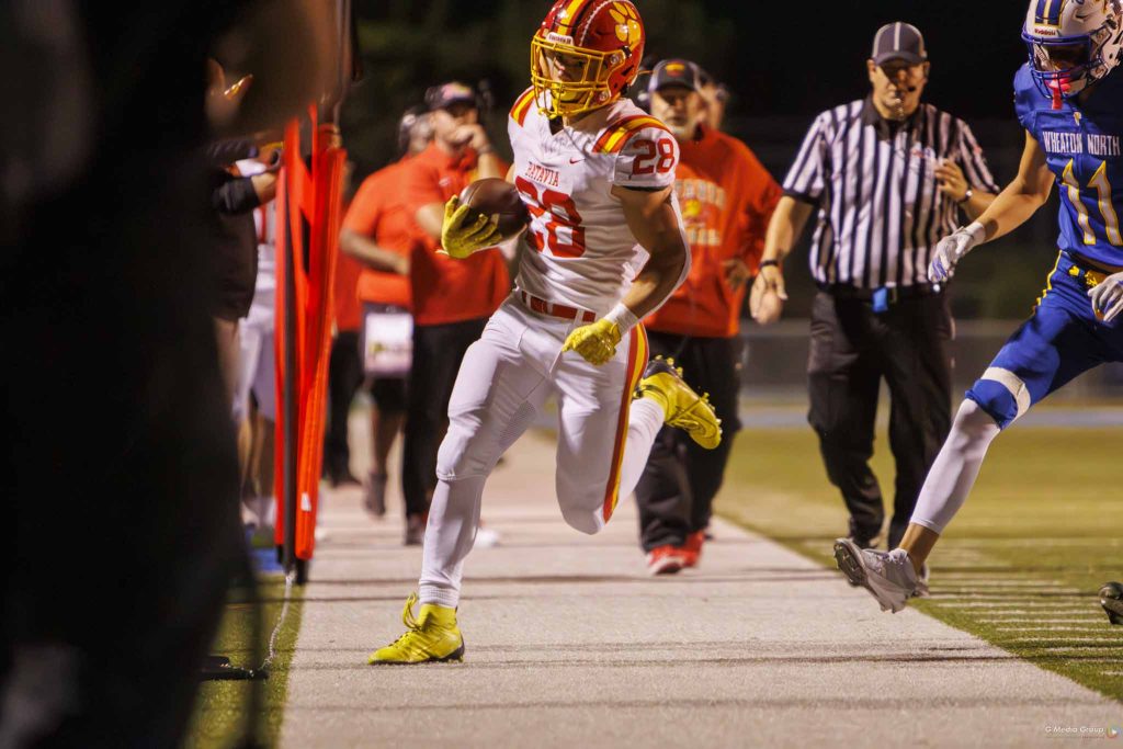 WNvsBataviaFootball-34