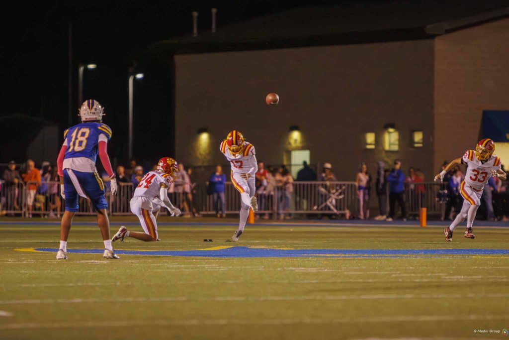 WNvsBataviaFootball-37