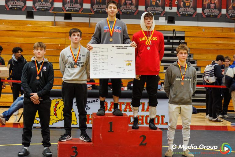 132 lbs:
1st: Demetrios Carrera (Aurora-Marmion Academy), 2nd: Jack Duraski (Batavia), 3rd: Ryan Hanson (McHenry), 4th: Cory Zator (Lemont-H.S.), 5th: Christian Chiarelli (Downers Grove-North), 6th: Evan Musil (Rockton-Hononegah).