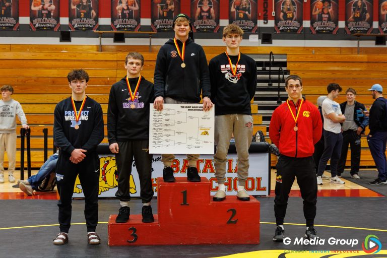 157 lbs:
1st: Wyatt Medlin (Washington), 2nd: Tyson Imhoff (Iowa-Grant/Highland), 3rd: Max Haskins (Rockton-Hononegah), 4th: Chase Osborne (Batavia), 5th: Bennett Westfallen (Mt. Prospect-Prospect), 6th: Liam O`Sullivan (Downers Grove-North).