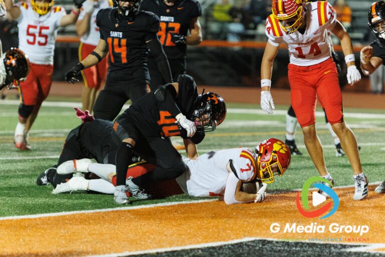Batavia running back Charlie Rosengren (#7) scores his second touchdown of the contest during the fourth quarter against St. Charles East on October 9, 2026.